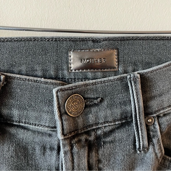 MOTHER The Insider Crop Fray In “To the Moon and Back” Gray Jeans Size 25 - Picture 9 of 16